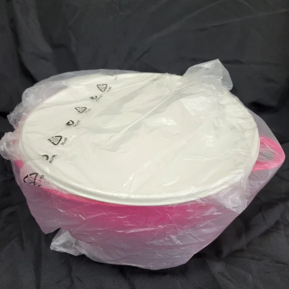 NEW 32 Cup Tupperware Pink Thatsa Bowl 💕 Big Tupperware Bowl - Picture 4 of 4